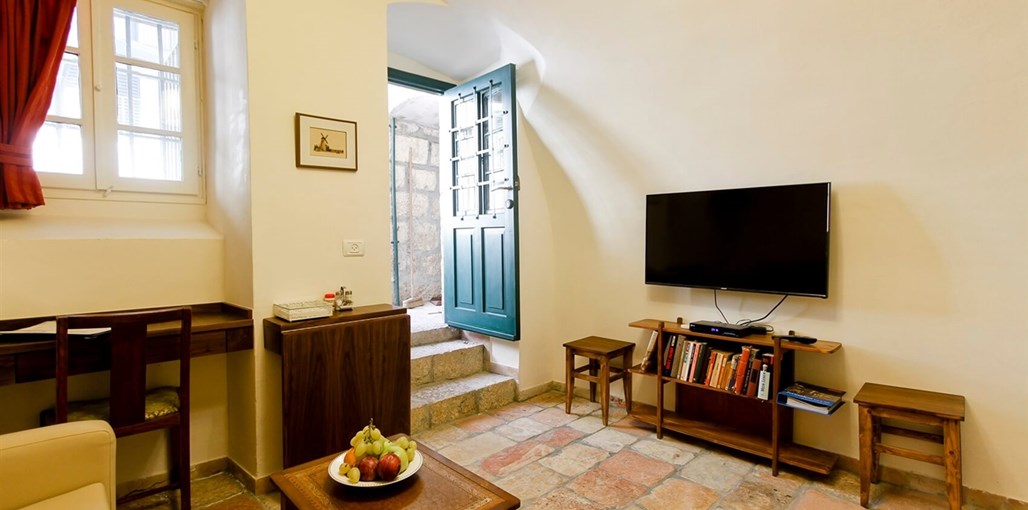 הבית הטמפלרי - The Templer Inn Imberger2.jpg