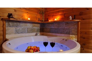 הבקתות האקולוגיות - קינמון 