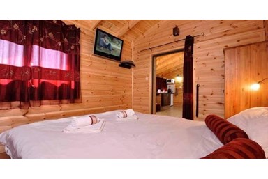 הבקתות האקולוגיות - קינמון 