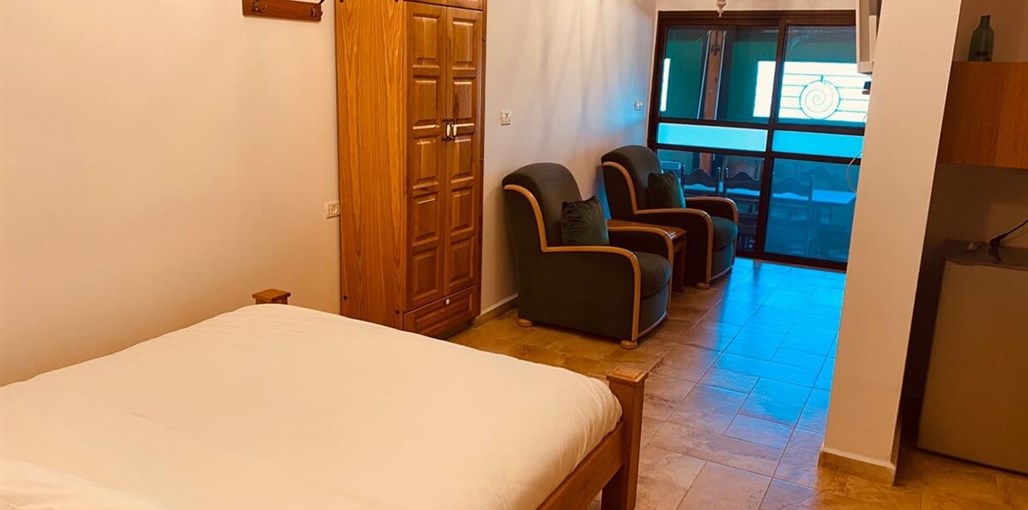 בית וגן אירוח כפרי פנים חדשות (2).jpeg