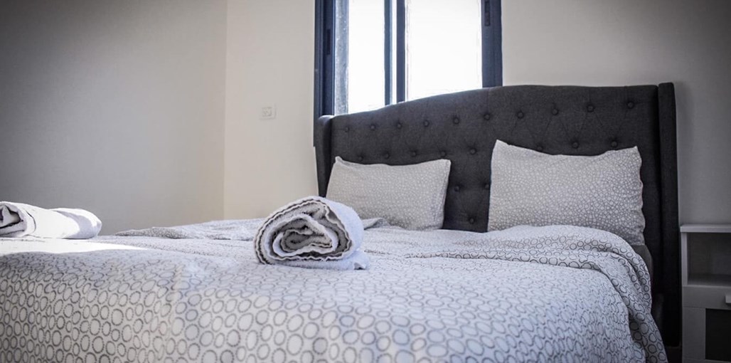 ג'וליאנוס חדרי אירוח חדר שינה חדשות (3).JPG