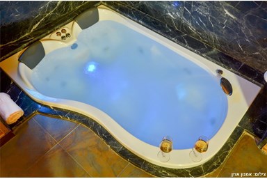 ורד הגולן - הבקתות