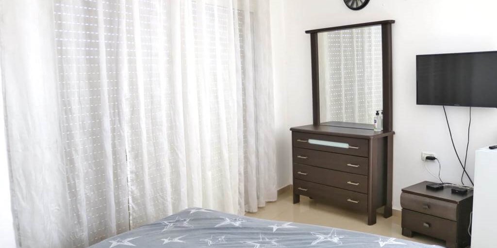 כוכבים בדרום חדר צדק (3).jpeg