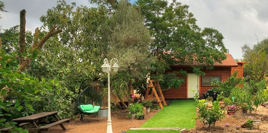 בצל הפקאן קשת חרמון (14) ערוך.jpg