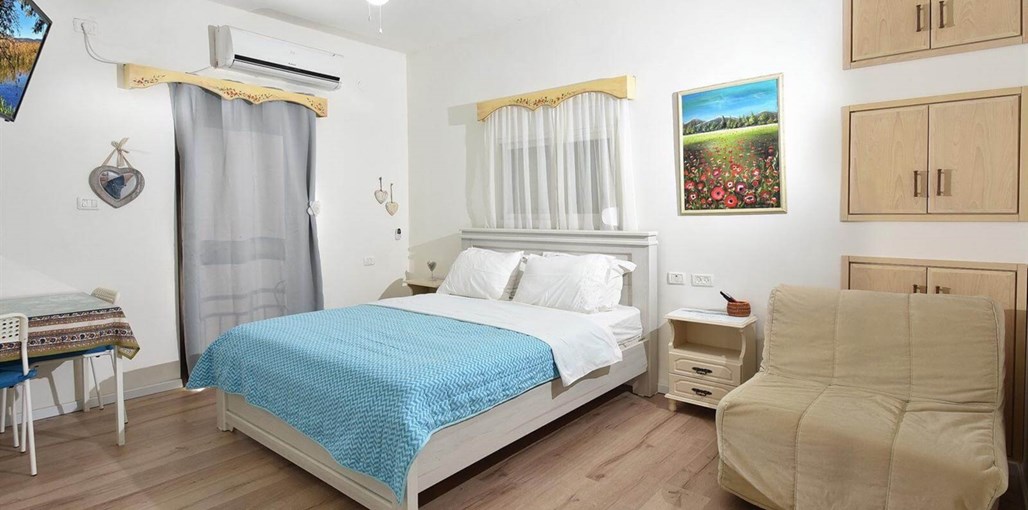 עדנת האוהבים יחידת אבישיוש (1).jpg