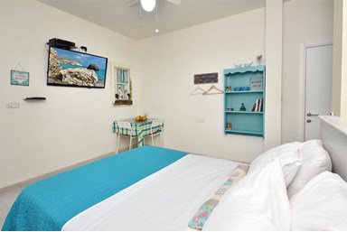 עדנת האוהבים - אהבה בנהוריתא