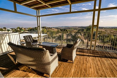 הסוויטה המלכותית - מתחם החוץ