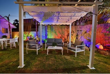 נחלים בקתות בטבע - פלג