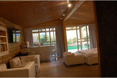 אננדו - ANANDU - הסוויטה