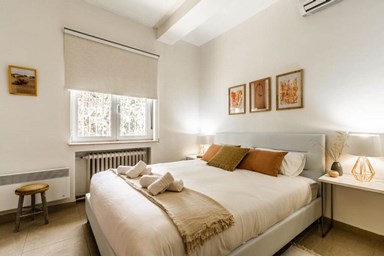 THE BLUE HOUSE - הקומפלקסים