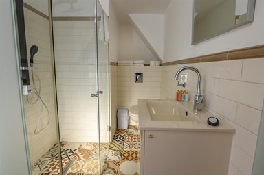 מלון בוטיק רוזנטליס - חדר גלריה