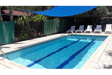 נופש דביר - הבריכה, החצר והנוף