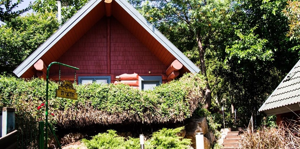 אלומה בכפר בקתות גלריה (12).jpg