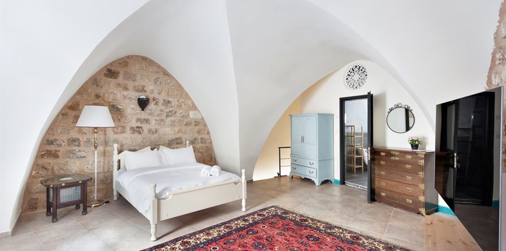 פנטהאוז היוקרה בבית השעון דירה אותנטית (7).jpg