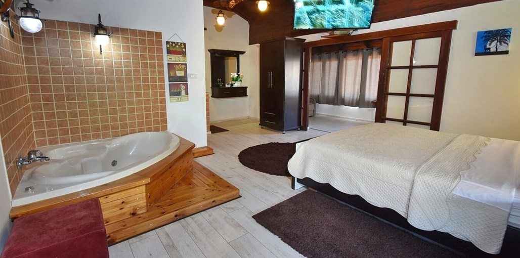 נופש תומר סוויטת האהבה (5).jpg