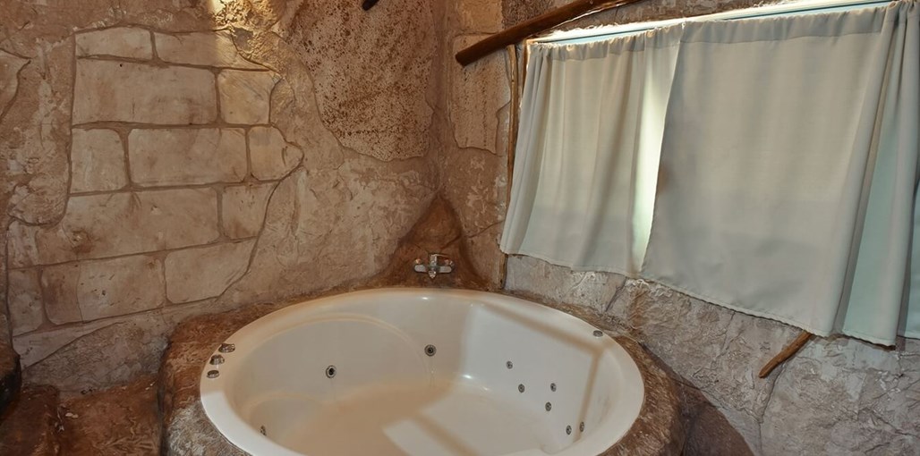 נופש תומר מערת האהבה (4).jpg