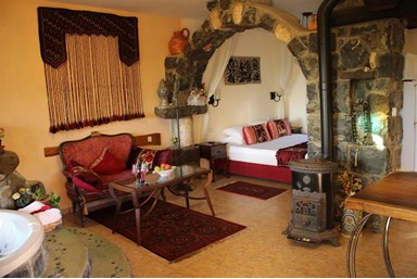 וודסטון - WoodStone - לזוגות בלבד - הבקתות