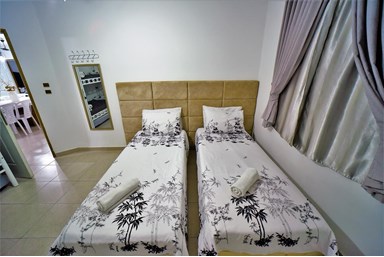 אחוזת שיאל - יחידה משפחתית