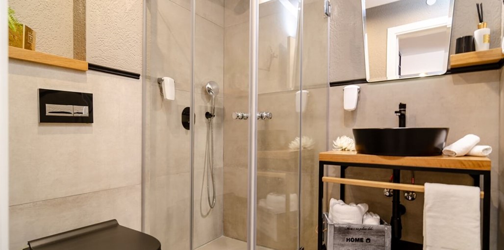 מלון ביאזי שירותים סוויטה משפחתית.jpg