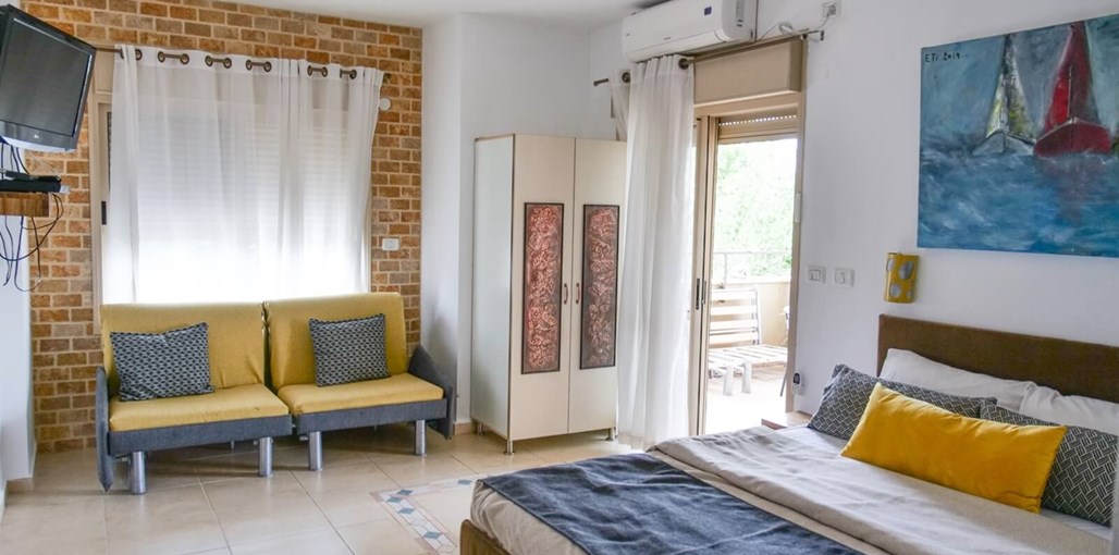 מקום בגולן יחידות אירוח (9).jpg