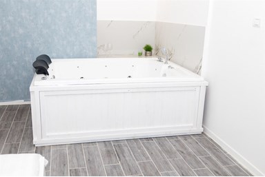 גוד פלייס - Good Place - סוויטות עם ג'קוזי