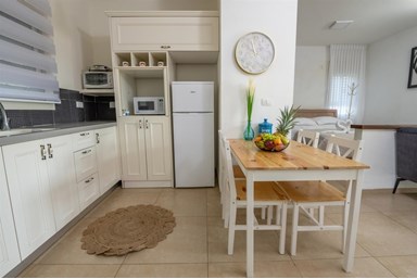 סוויטות לוגאסי - הסוויטות