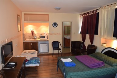 חדרי אירוח בלו ברי