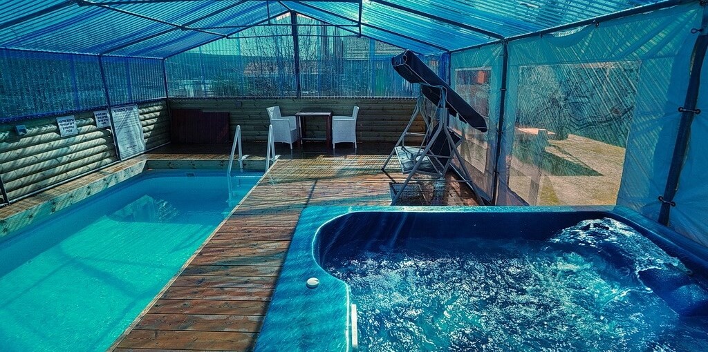 הצימרים של אמילי הצימרים של אמילי - הבריכה והחצר (6).jpg