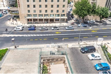 הדירה ברחביה - מרפסת הדירה