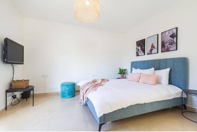 הדירה ברחביה -  Delux