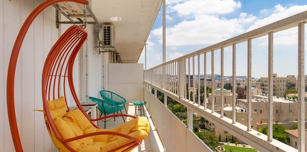 הדירה ברחביה הדירה ברחביה (1).jpg