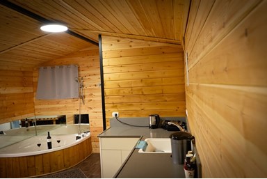 אור החרמון - בקתות העץ + ג'קוזי