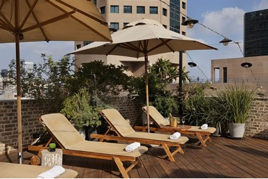 מלון ורה – The Vera Hotel - מרפסת הגג והספא