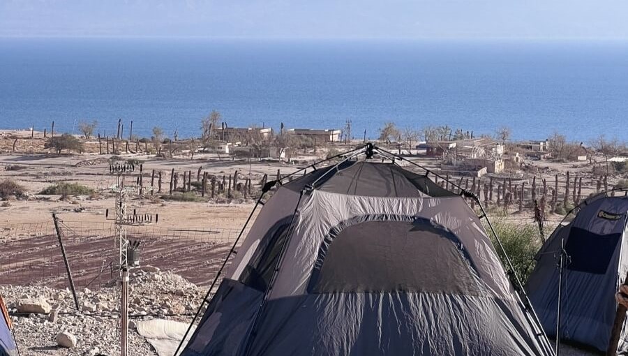 בדולינה עין גדי קמפינג (3).jpg