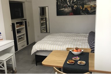 סטודיו ליד הנחל