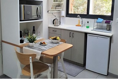 סטודיו ליד הנחל