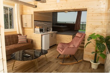 וילאג' צימר  - בקתת VIP