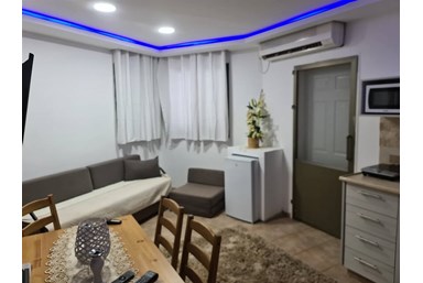 בוסתן לבל - יחידות האבן המשפחתיות 