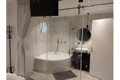 סוויטה מול הים