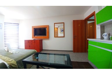 סיטי - דירות נופש - סטודיו עם מרפסת