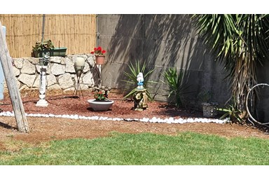 אחוזת אריאל הנוף - החצר והנוף 