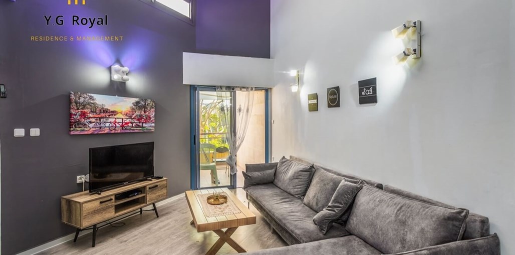 נויה ברויאל פארק דירת 2 חדרים (1).jpg