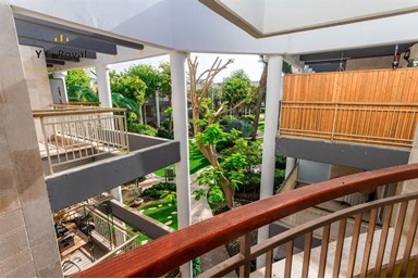 נויה ברויאל פארק