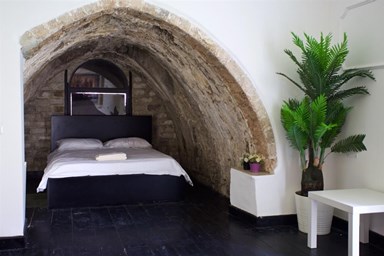 אריא TLV חדרי אירוח