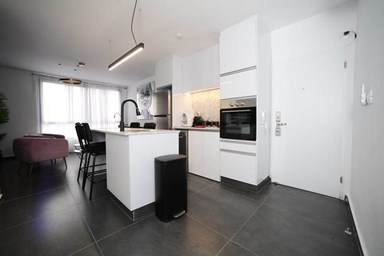 Z32 לאקשרי בוטיק - Z32 luxury Boutique