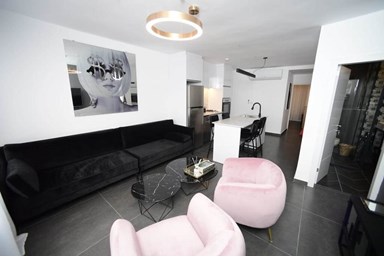 Z32 לאקשרי בוטיק - Z32 luxury Boutique