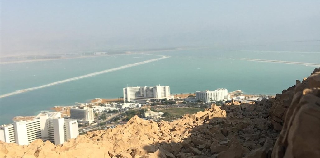 צפים על הים 21b25afe-49fd-4773-b92f-a51f067ee74a.jpg