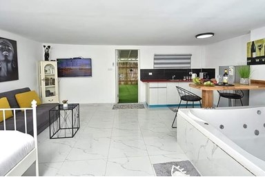 סוויטת פנינת הים