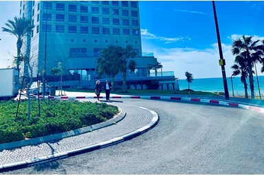 סיי בריז - Sea Breeze - הנוף והסביבה 