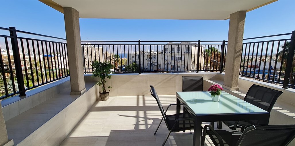 מילה סוויטס אילת דירת סי סייד (1).jpg